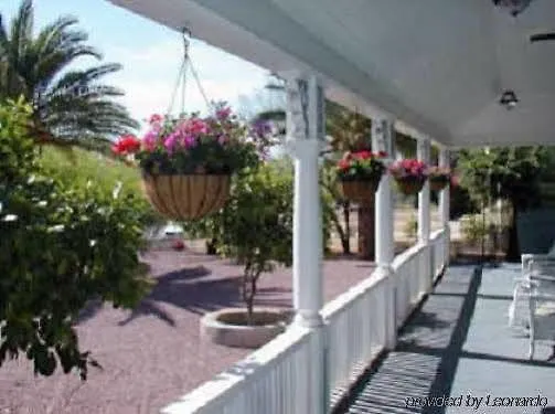 The Big Blue House Boutique 3* Tucson